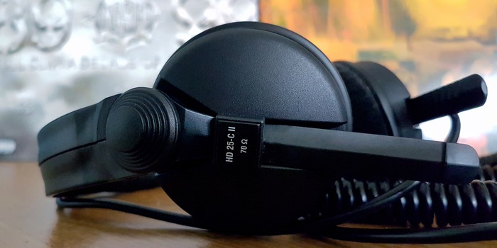 Like wine only better 30 years of the Sennheiser HD 25 digitec